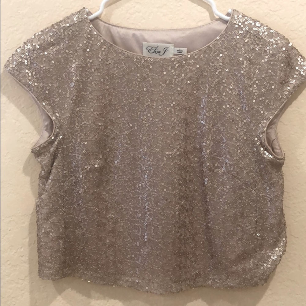Sequence top